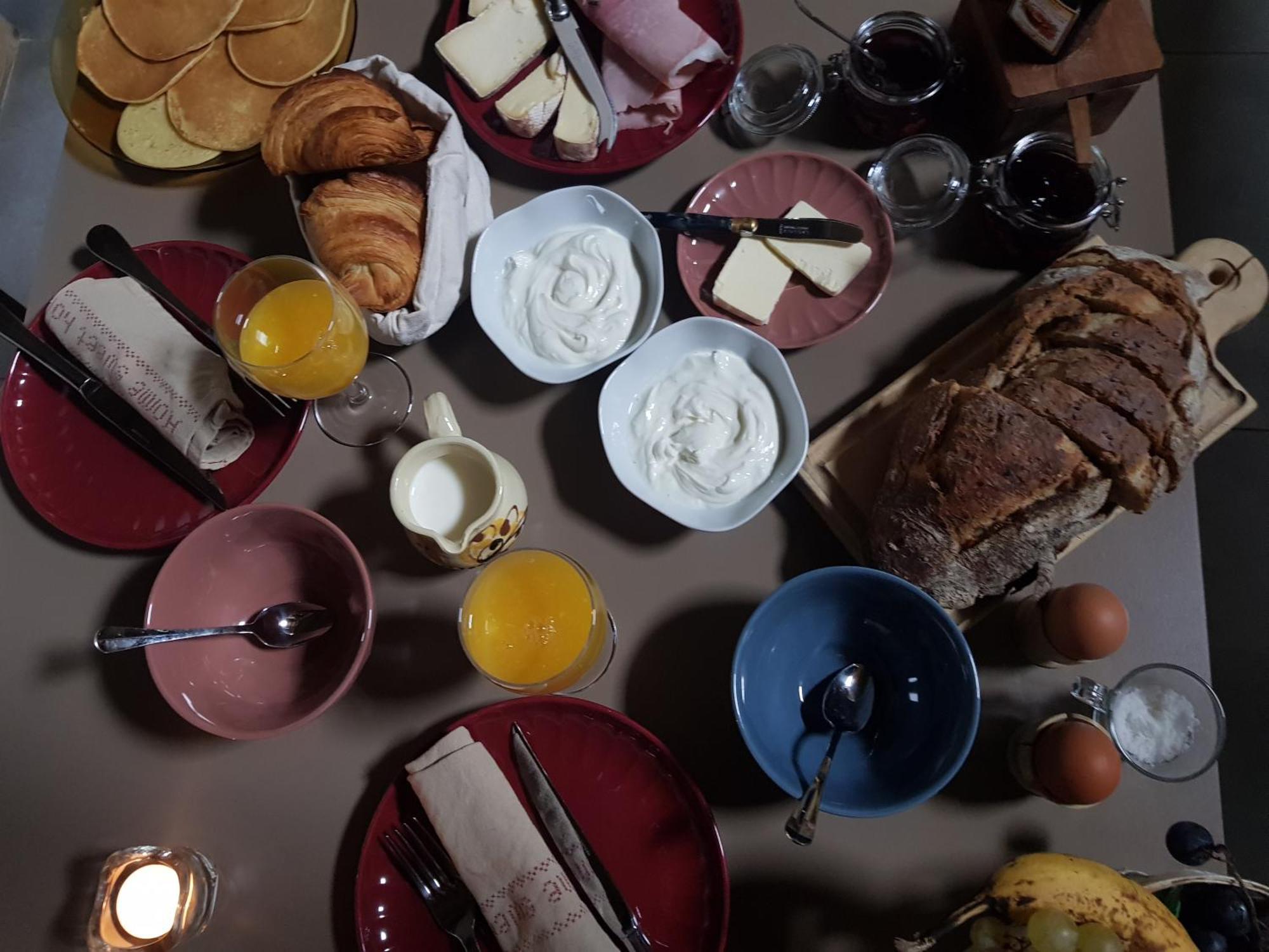 Aux Fermes De La Croix, Maison D'Hotes, Spa 欧特吕斯 外观 照片